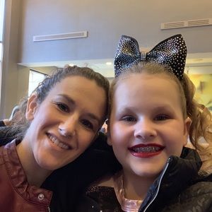 Meet your Posher, Ami